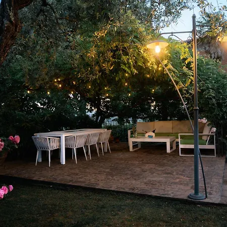 Bed & Breakfast Maison De Coco 4*