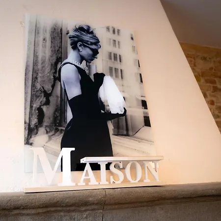 Maison De Coco Bed & Breakfast