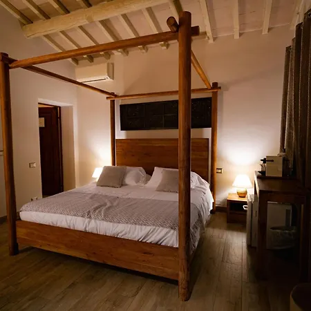 Bed & Breakfast Maison De Coco Vico dʼElsa