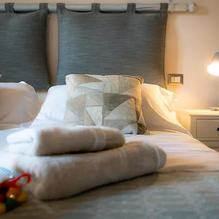 Maison De Coco Bed & Breakfast