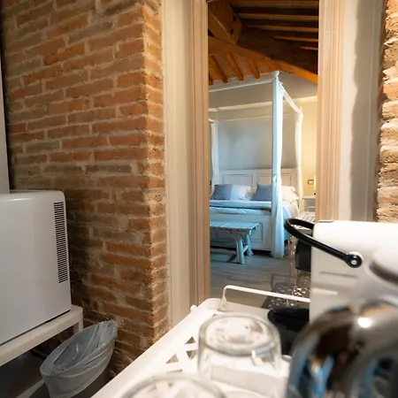 Maison De Coco Bed & Breakfast 4*